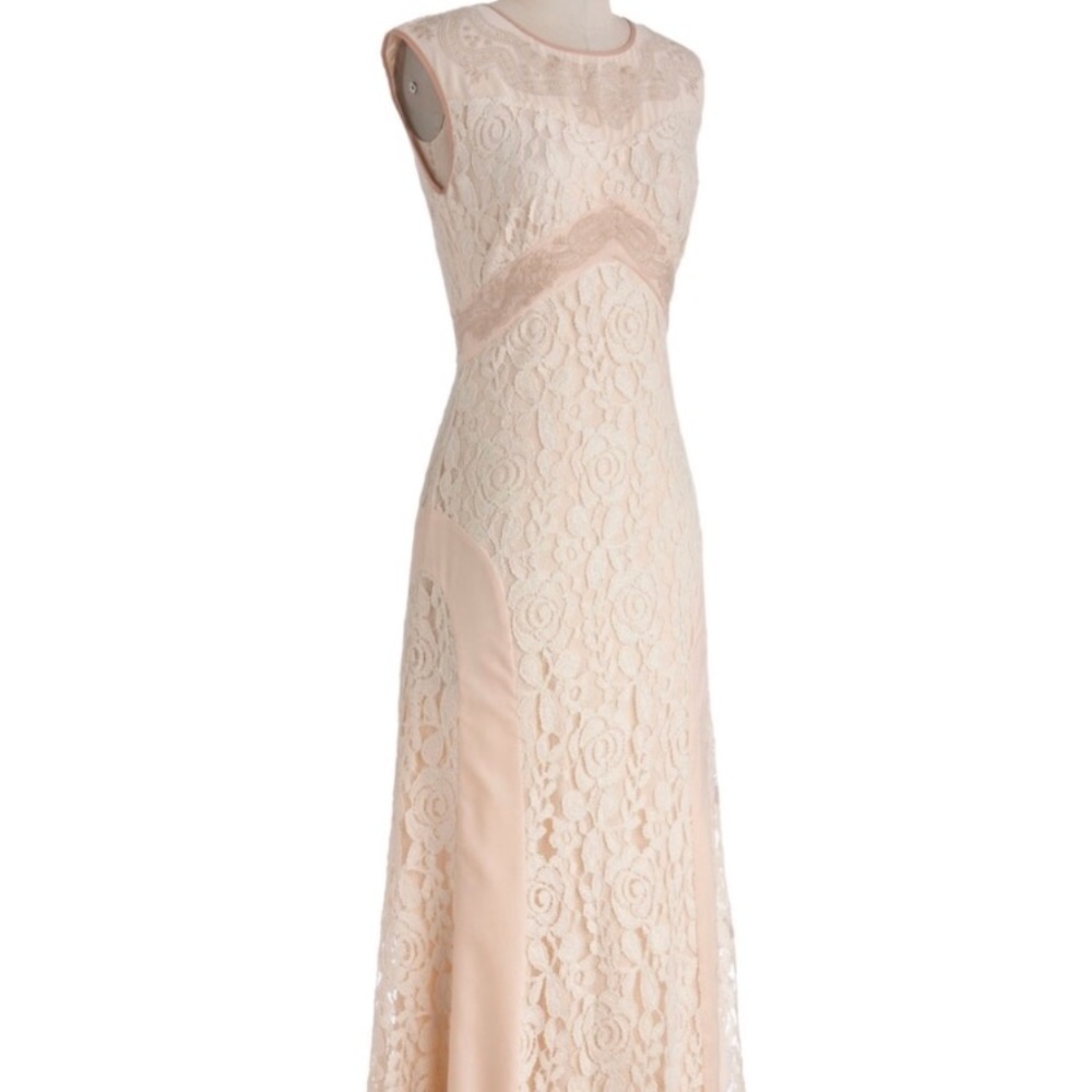 Cream Lace Maxi Dress